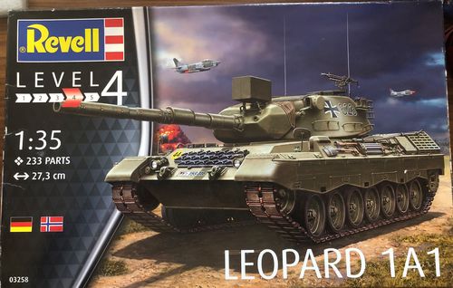 Revell 03258 Leopard 1A1 Bundeswehr Modellbausatz im Maßstab 1:35 in OVP