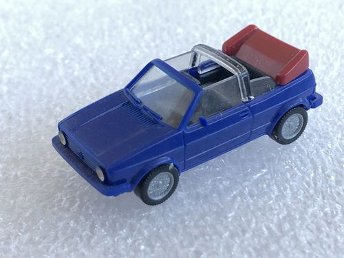 Wiking 046 VW Golf I Cabrio blau Maßstab 1:87 H0