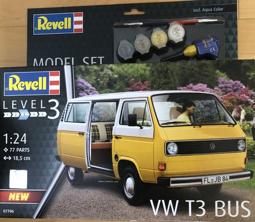 Revell 67706 Model Set VW T3 Bus Modellbausatz mit Farben /Kleber/Pinsel im Maßstab 1:24 NEU