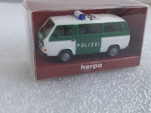 Herpa 042383 VW T3 Bus Polizei "7582"  im Maßstab 1:87 H0 in OVP Neuwertig