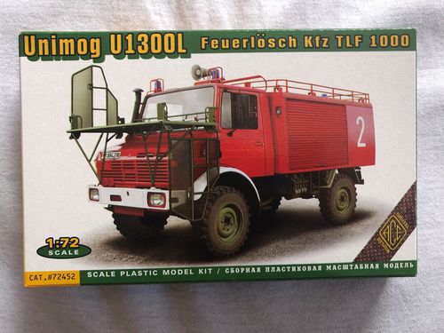 ACE 72452  Unimog U1300L Feuerlösch Kfz TLF1000 Bausatz im Maßstab 1:72 Neu in OVP